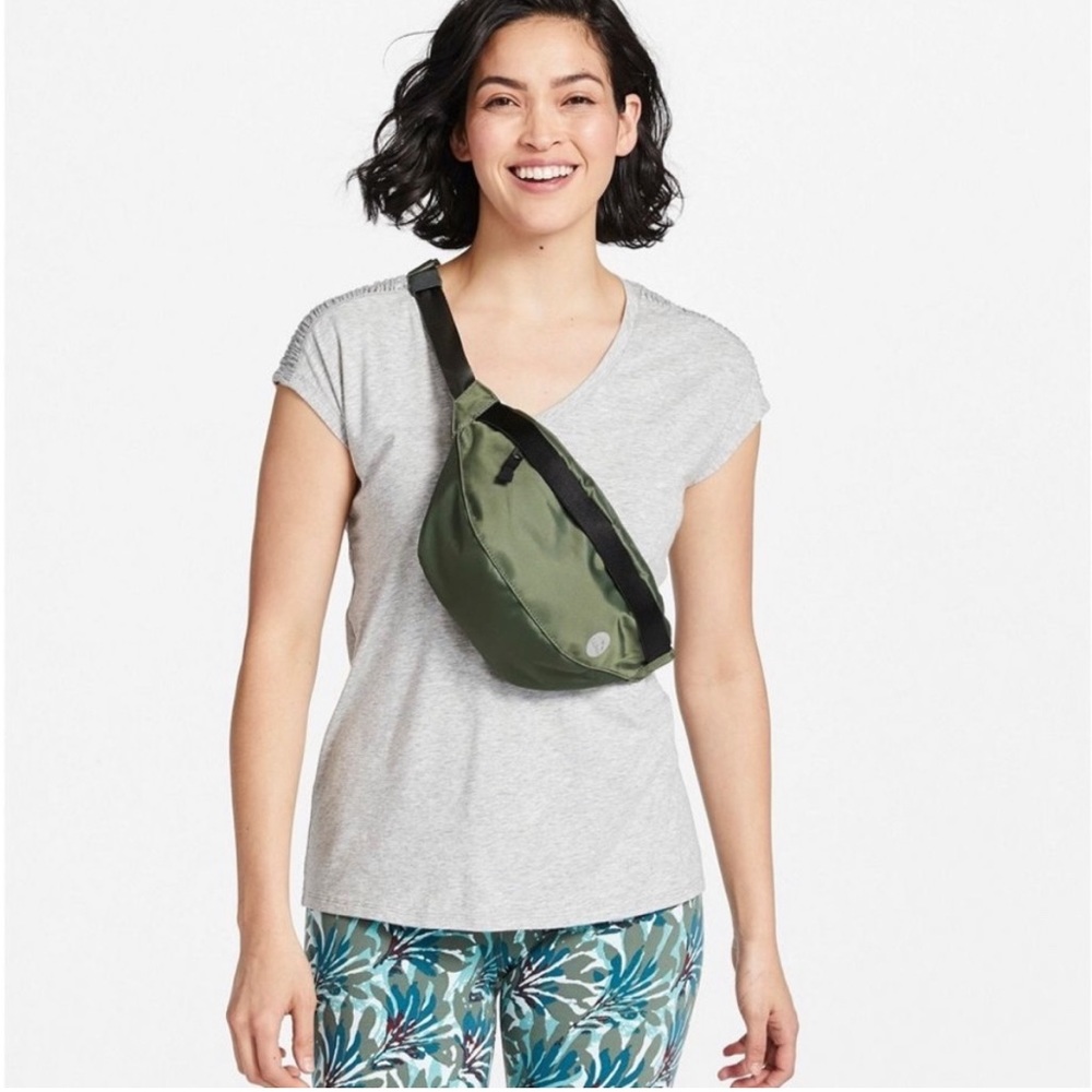 LL Bean Hybrid waist and sling pack